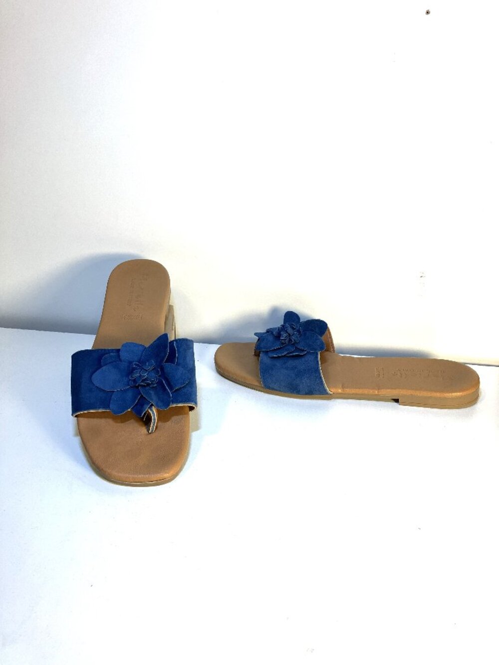 MARIELLA Blue Suede Flower Slide Sandal. Size 9. Excellent preown.